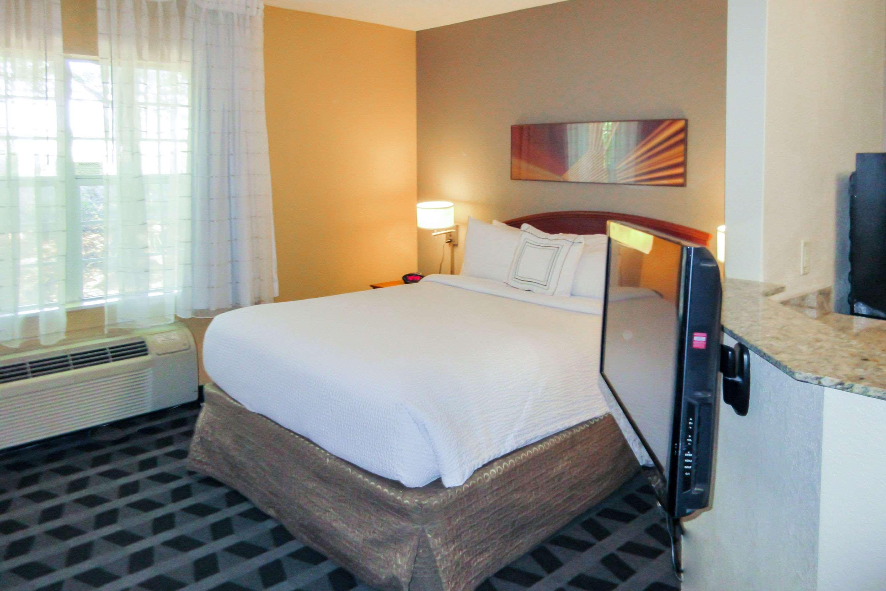 Suburban Extended Stay Hotel Greenville Haywood Mall Екстериор снимка