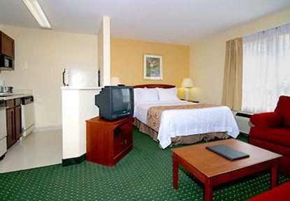 Suburban Extended Stay Hotel Greenville Haywood Mall Стая снимка