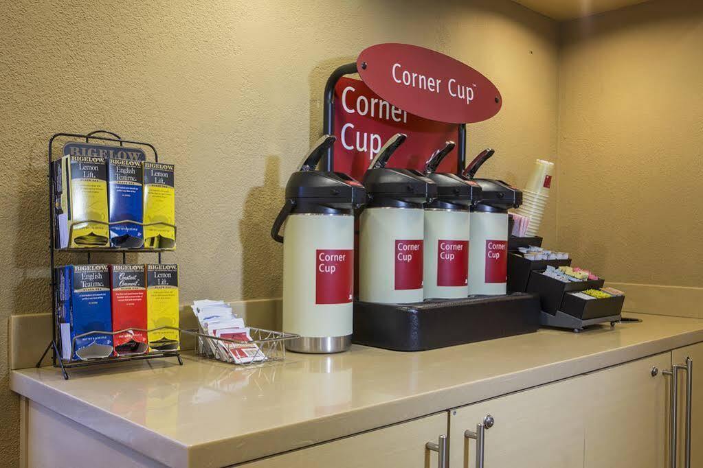 Suburban Extended Stay Hotel Greenville Haywood Mall Екстериор снимка