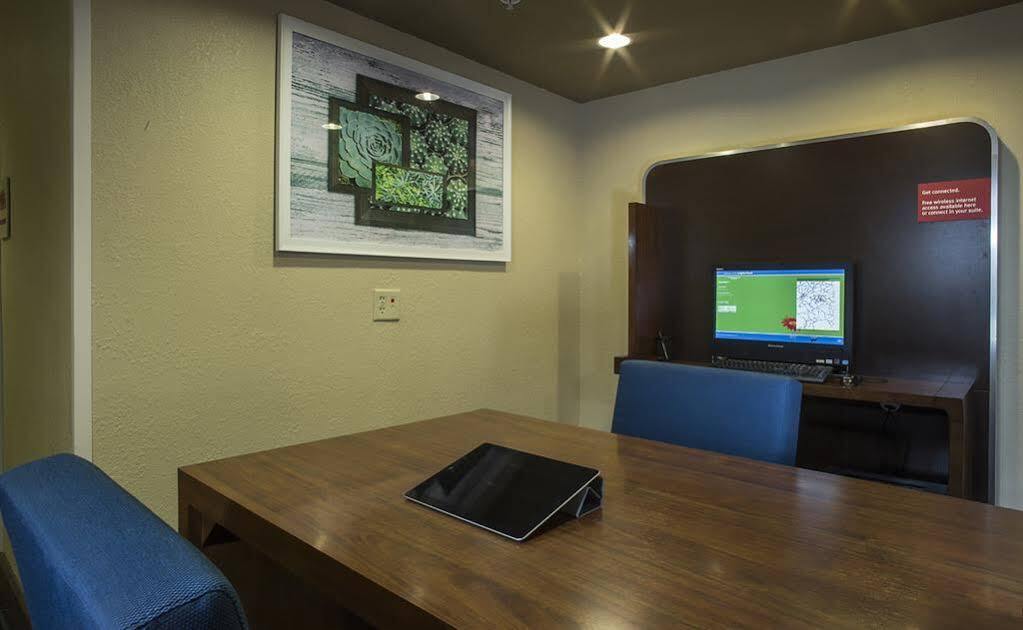 Suburban Extended Stay Hotel Greenville Haywood Mall Екстериор снимка